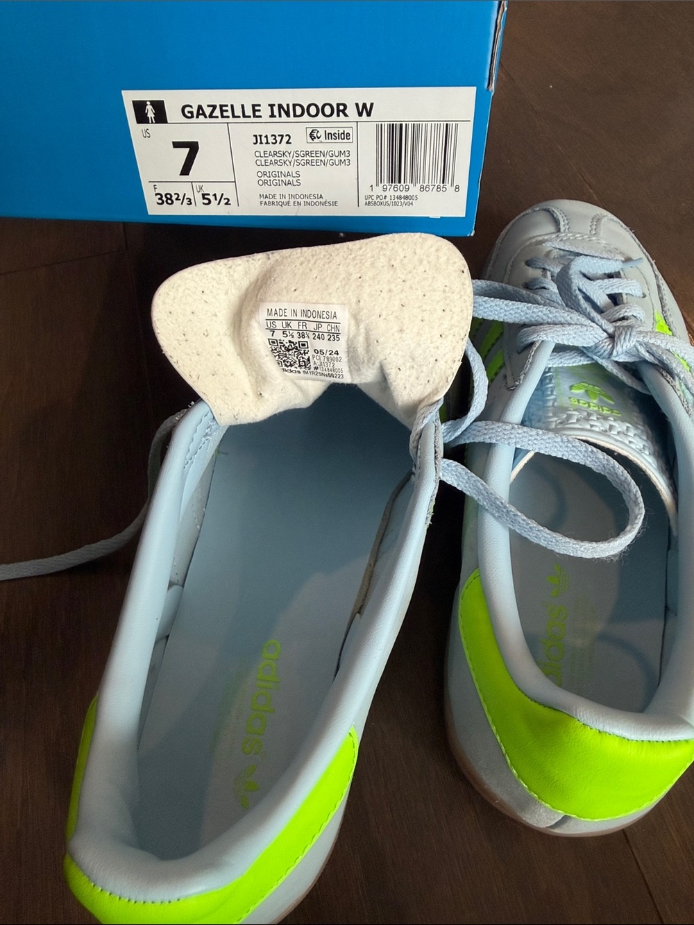 Adidas Gazelle indoor clear sky blue solar green sneakers - Picture 6 of 8